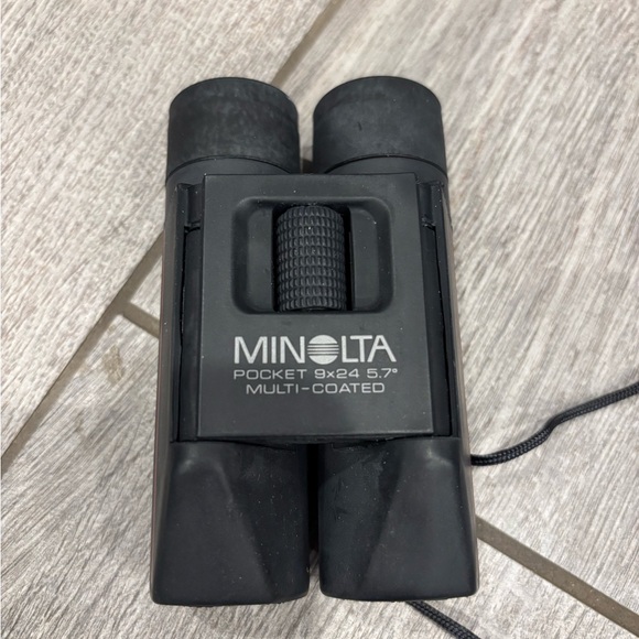 Vintage Japan Minolta Pocket 9x24 Multi Coated 5.7 Binoculars w/ Case - Picture 3 of 6